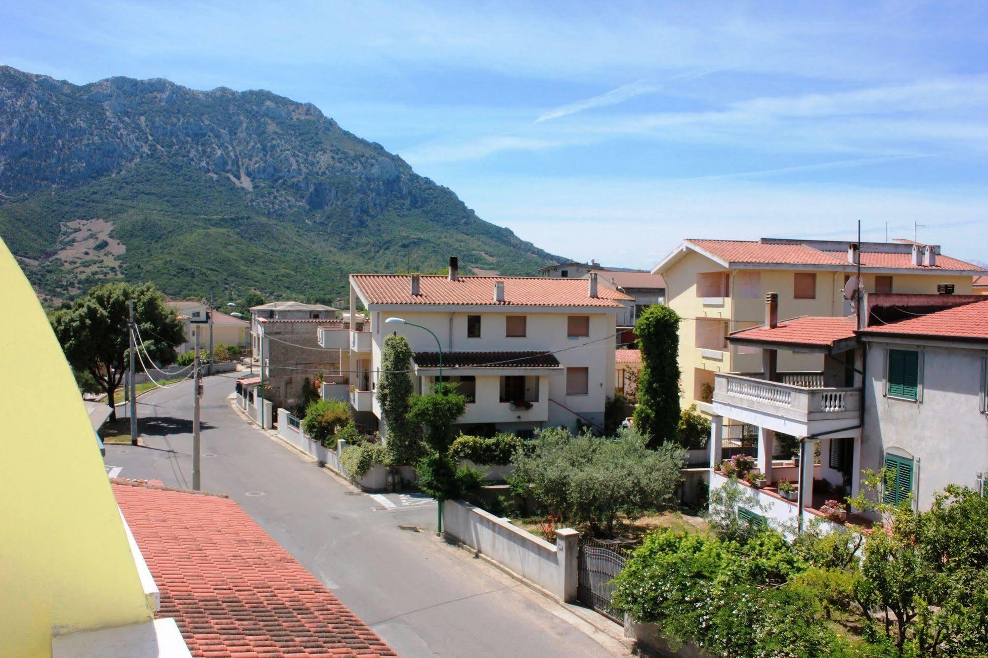 Hotel Dori D'Oro Orosei Exterior foto